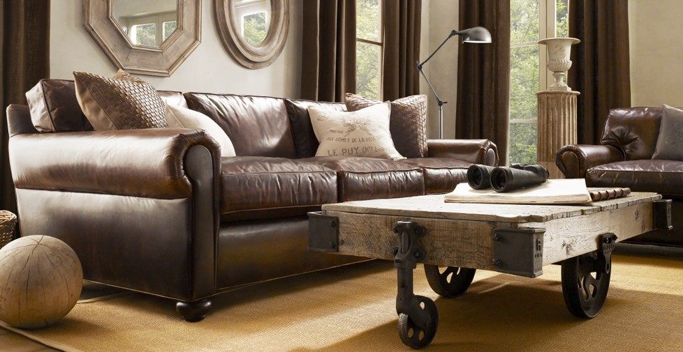 RESTORATION HARDWARE 儿童房软装搭配,新增单体家具和尺寸图片_fall09_56x57_living_lancaster.jpg