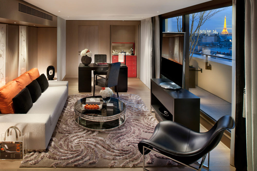 巴黎文华东方酒店(Mandarin Oriental, Paris  )_paris_cabochons_suite_living_room_sm.jpg