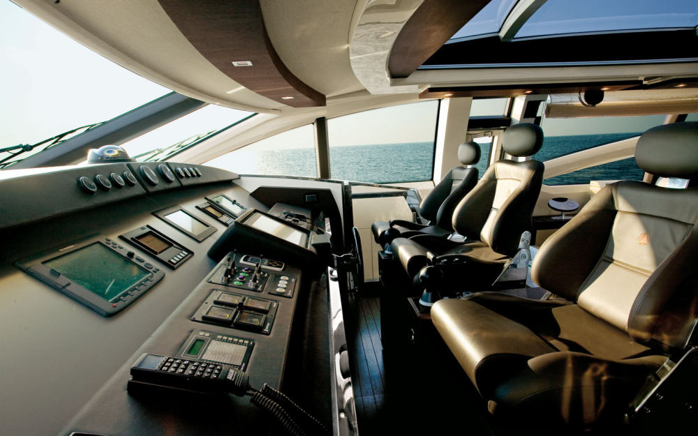 4_103S_Internal_Wheelhouse[1].jpg