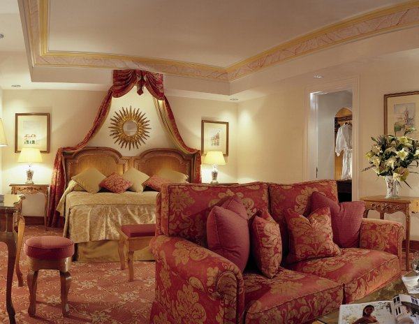 葡萄牙里斯本Lapa Palace_deluxe_suite_500_1244243877.jpg