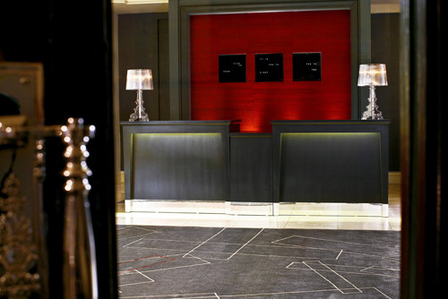 Le Meridien Piccadilly, London, United Kingdom_2)Le Meridien Piccadilly—Front Desk 拍攝者.jpg