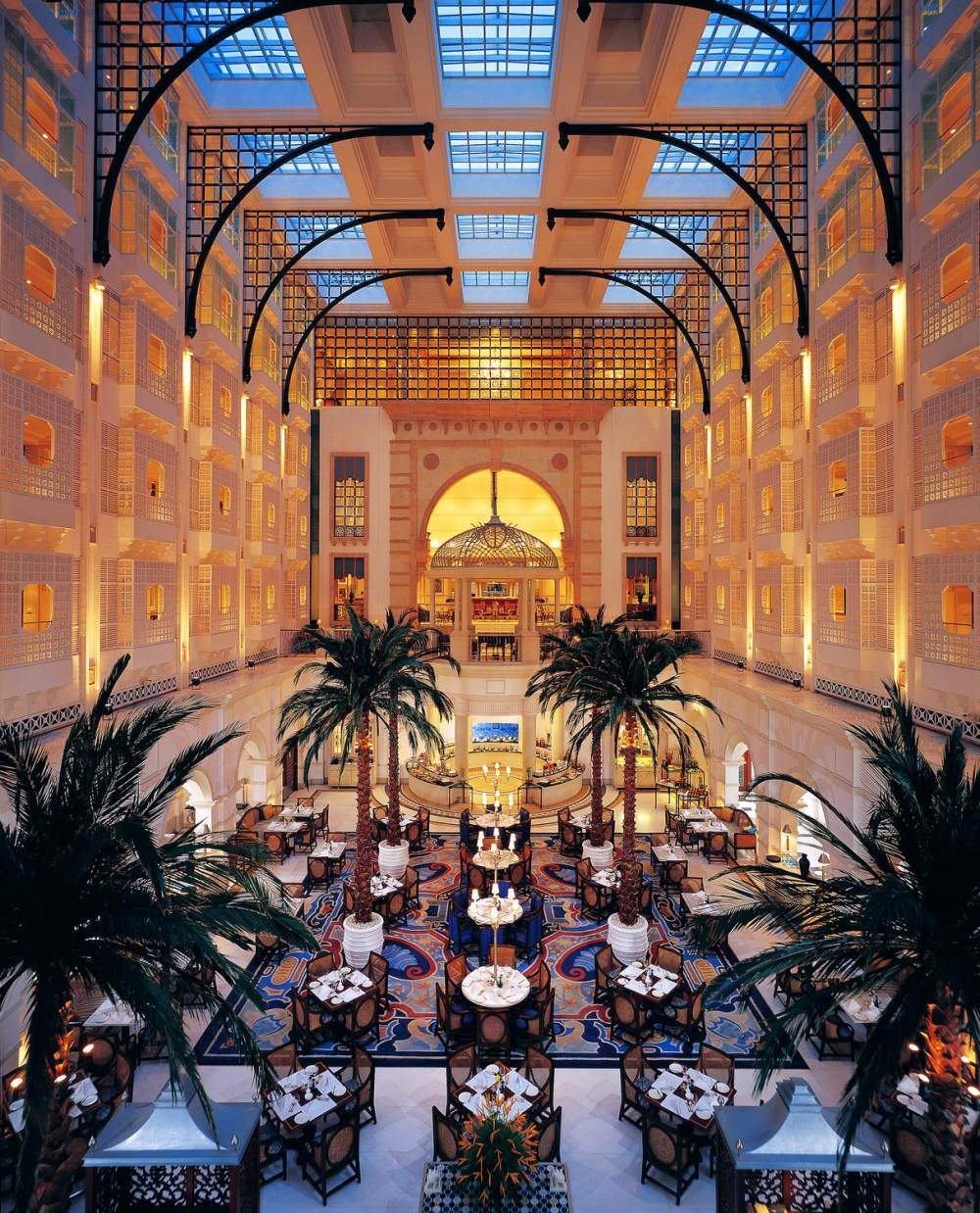 ITC Maratha Hotel,  Mumbai, India印度孟买_14)ITC Maratha, Mumbai—Atrium 拍攝者 Luxury Collection Hotels and Resorts.jpg