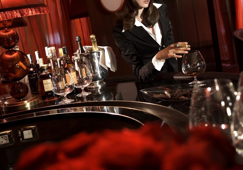匈牙利布达佩斯博斯科洛酒店 BOSCOLO BUDAPEST_SetWidth1500-nwy-cigar-02.jpg