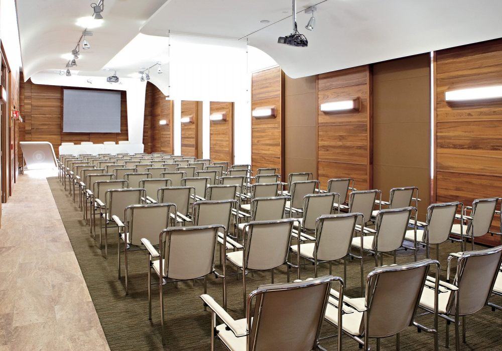 匈牙利布达佩斯博斯科洛酒店 BOSCOLO BUDAPEST_SetWidth1500-nwy-meeting-04-vivaldi.jpg