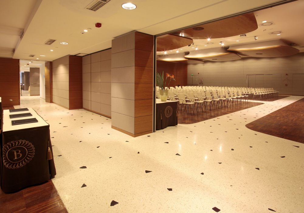 匈牙利布达佩斯博斯科洛酒店 BOSCOLO BUDAPEST_SetWidth1500-nwy-meeting-05-rome-plus-prague.jpg