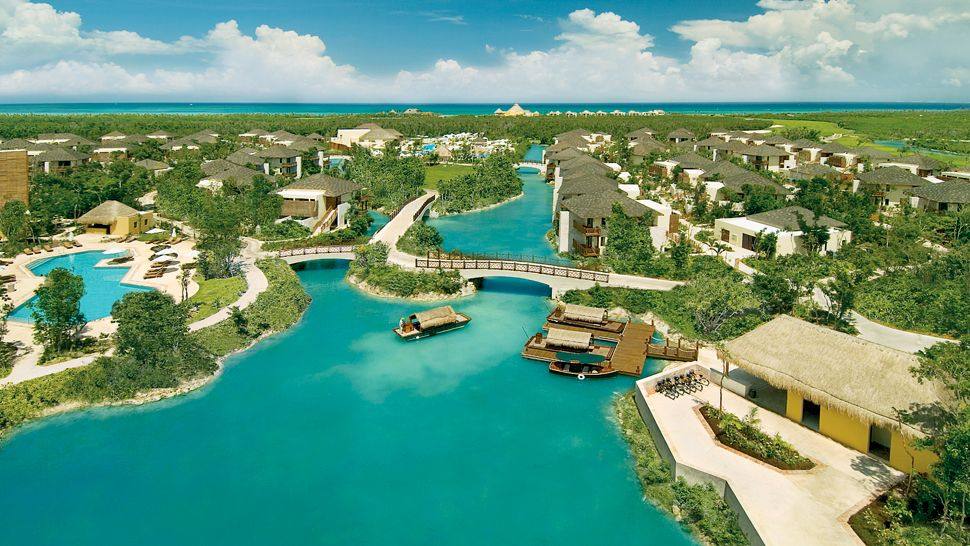 墨西哥费尔蒙Mayakoba, Riviera Maya_002529-01-exterior-aerial-view-daytime.jpg