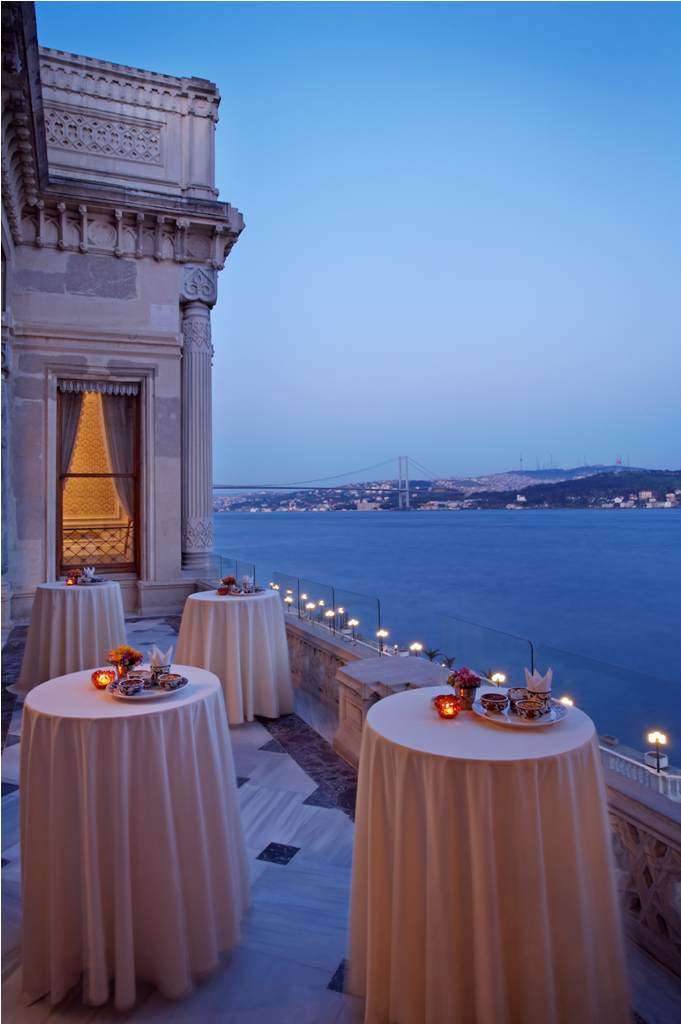 伊斯坦布尔ciragan宫凯宾斯基酒店Ciragan Palace Kempinski Istanbul_IST_TerraceDetail_P.jpg