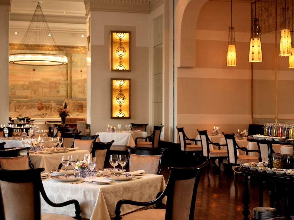 伊斯坦布尔ciragan宫凯宾斯基酒店Ciragan Palace Kempinski Istanbul_IST_Tugra Restaurant_L.jpg