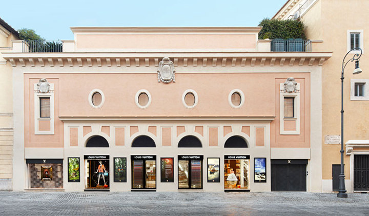 Louis-Vuitton-Etoile-Maison-by-Peter-Marino-Rome-37.jpg