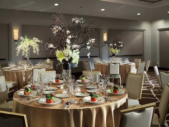 芝加哥康莱德酒店(Conrad Chicago)_CN_magnoliabroom2_28_700x525_FitToBoxSmallDimension_Center.jpg