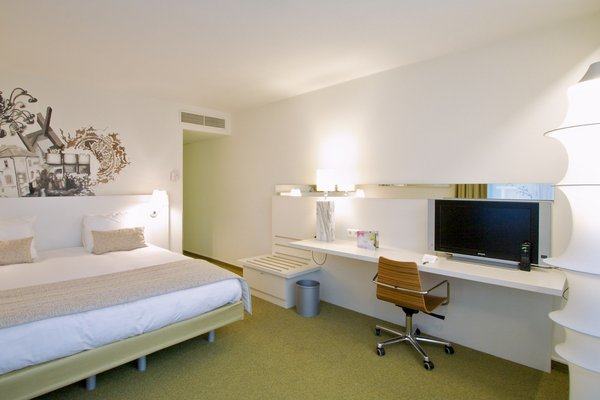 比利时布鲁塞尔布卢姆酒店 Hotel BLOOM_L_room_3.jpg