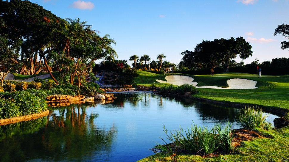 佛罗里达博卡拉顿华尔道夫度假俱乐部酒店_000886-04-golf-course.jpg