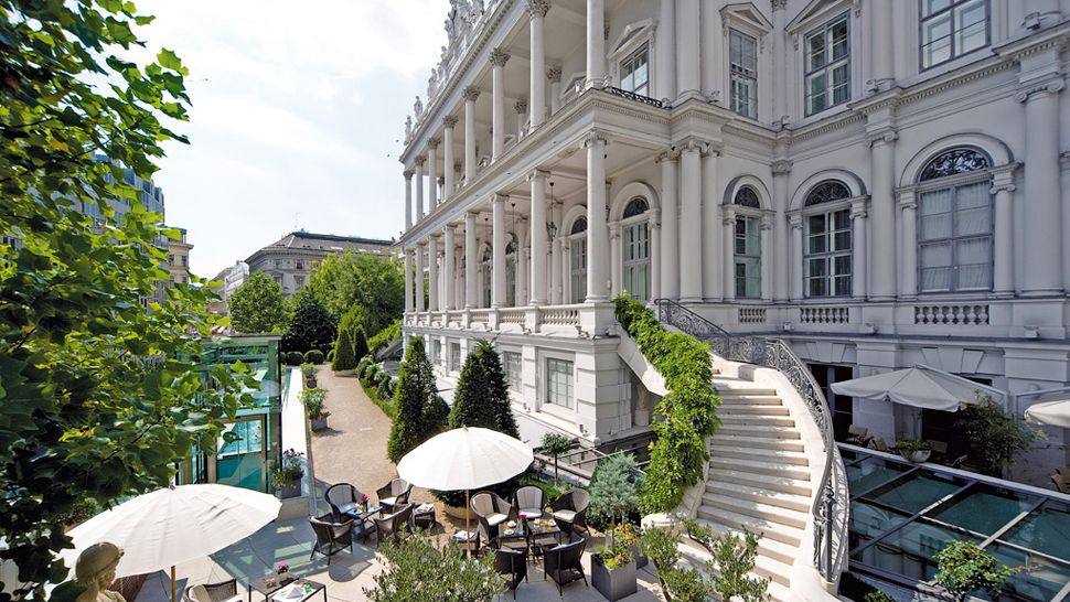 奥地利维也纳Palais Coburg Hotel Residenz_003333-13-Basteigarten.jpg