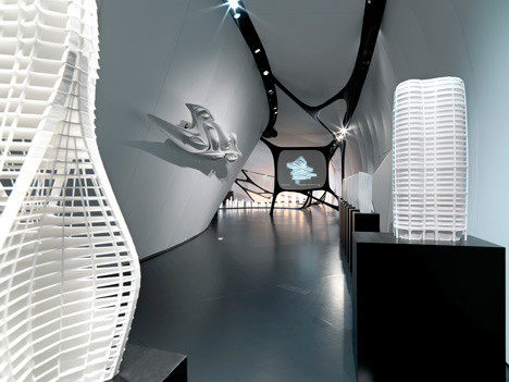 Zaha Hadid(Une Architecture)_6.jpg