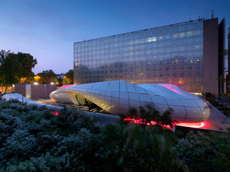 Zaha Hadid(Une Architecture)_20.jpg