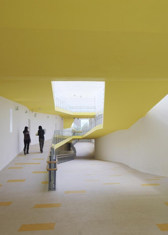 嘉定新城幼儿园Kindergarten of Jiading New Town / Atelier Deshaus_9.jpg