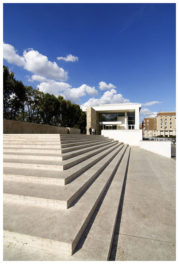 Meier-Ara_Pacis_Museum_07.jpg