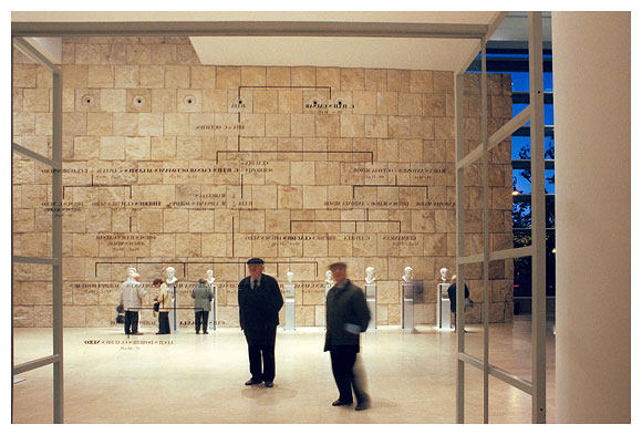 Richard Meier 設計之 ARA PACIS MUSEUM 和平祭壇博物館外觀_Meier-Ara_Pacis_Museum_20.jpg