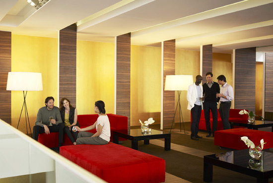 米兰马尔彭萨机场喜来登酒店及会议中心 Hotel Sheraton Malpensa_hotel-malpensa-club-lounge_lg.jpg