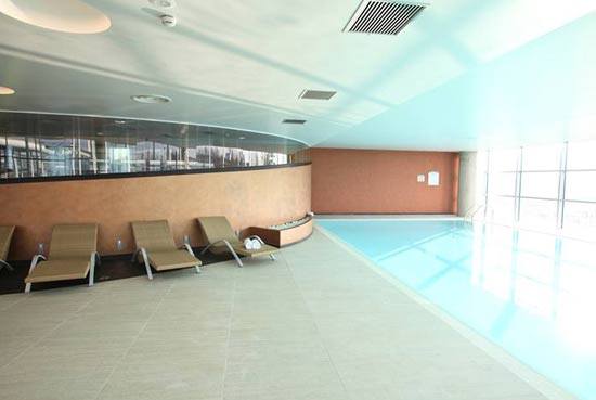 米兰马尔彭萨机场喜来登酒店及会议中心 Hotel Sheraton Malpensa_Shine_spa_for_sheraton_swim_lg.jpg