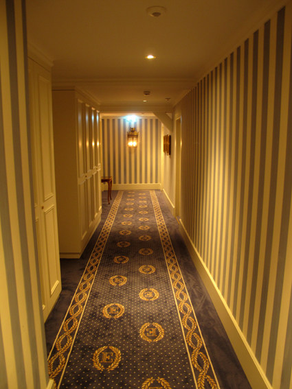 苏黎世国家歌剧院边上的Hotel Europe Zurich_corridor-02.JPG