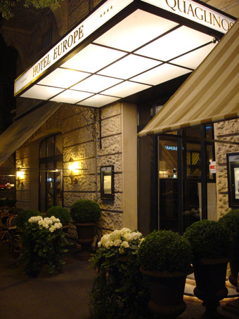 苏黎世国家歌剧院边上的Hotel Europe Zurich_Entry.JPG