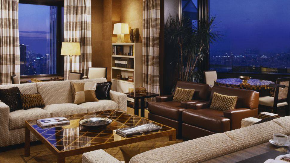 美国纽约四季酒店 Four Seasons Hotel New York_002411-04-presidential-suite-living-area-city-view-night.jpg