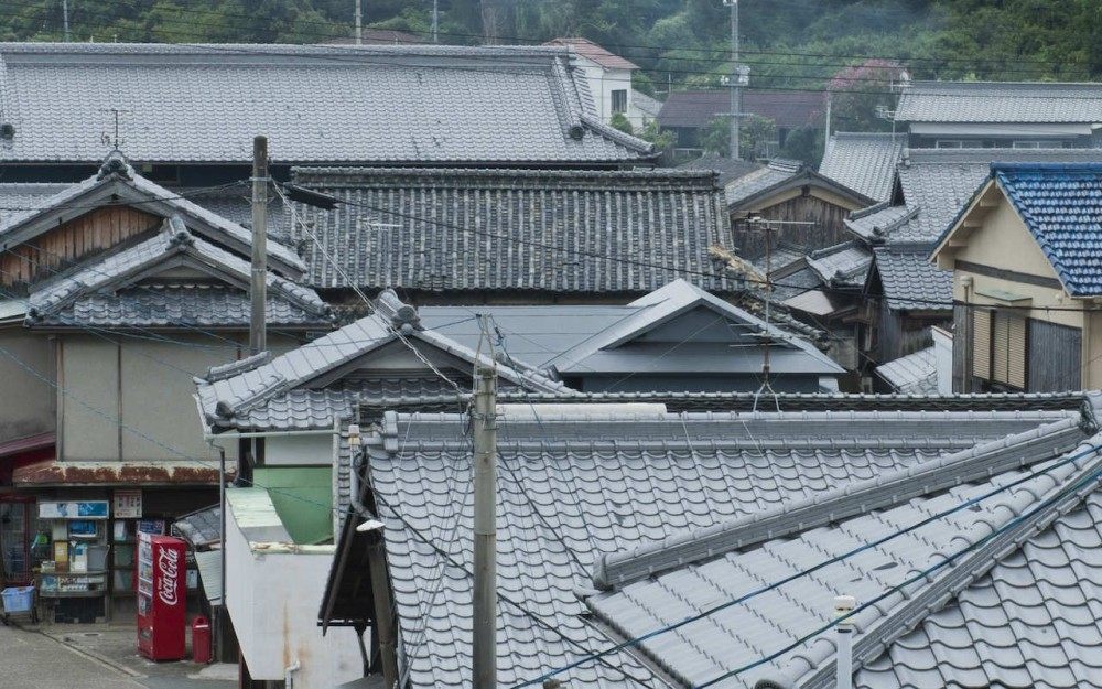 White Dormitory For Il Vento / Koichi Futatsumata_1328837393-07-1000x625[1].jpg