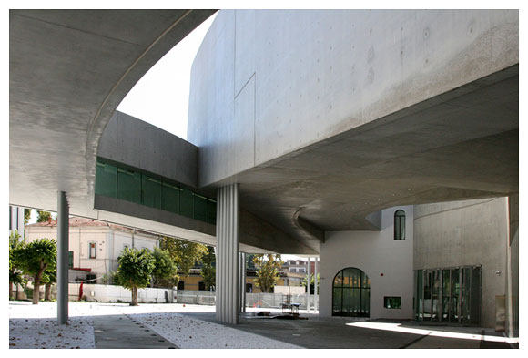 Hadid-Maxxi_26.jpg