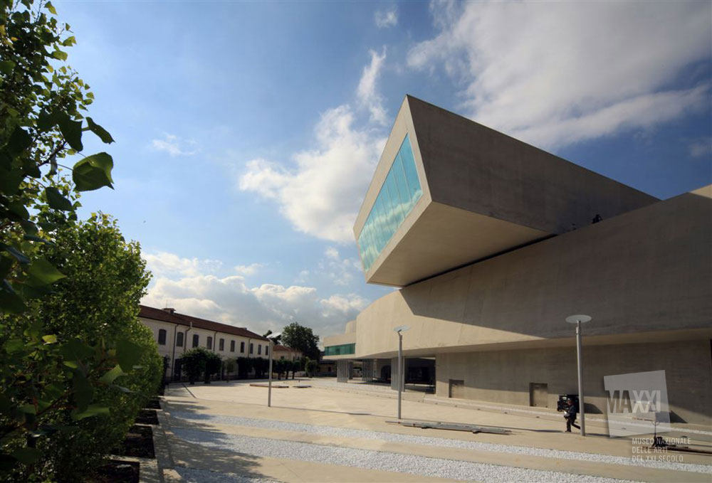 Hadid-Maxxi_orig_03.jpg