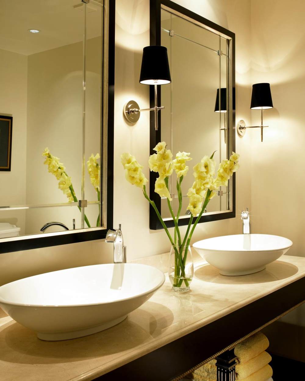 32)THE US GRANT, San Diego—Signature Suite Bathroom Vanity 拍攝者 Luxury Collec.jpg