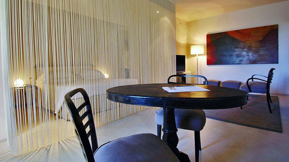 意大利托斯卡纳佛罗伦萨 Riva Lofts Florence_005626-12-Deluxe-Studio7-lounge-area.jpg