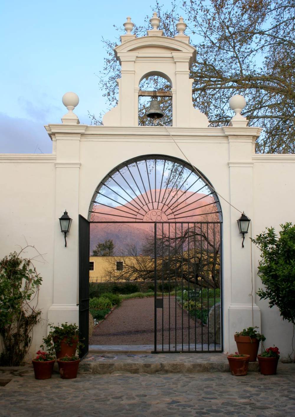 Patios de Cafayate Hotel & Spa, Argentina 阿根廷_11)Patios de Cafayate Hotel &amp_ Spa—Hotel Entrance 拍攝者 Luxury Collection H.jpg