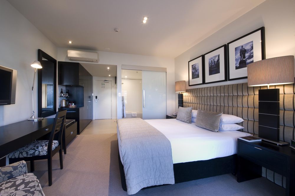 新西兰南岛基督城The George Christchurch酒店_Premium-Executive-Room-3.jpg