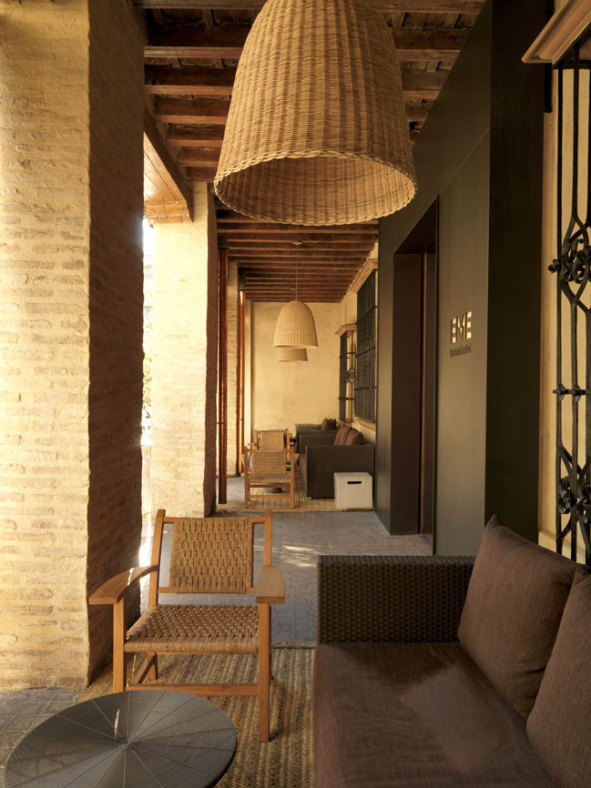西班牙塞维利亚 Eme Fusion Hotel_20pasosportico.ret.jpg