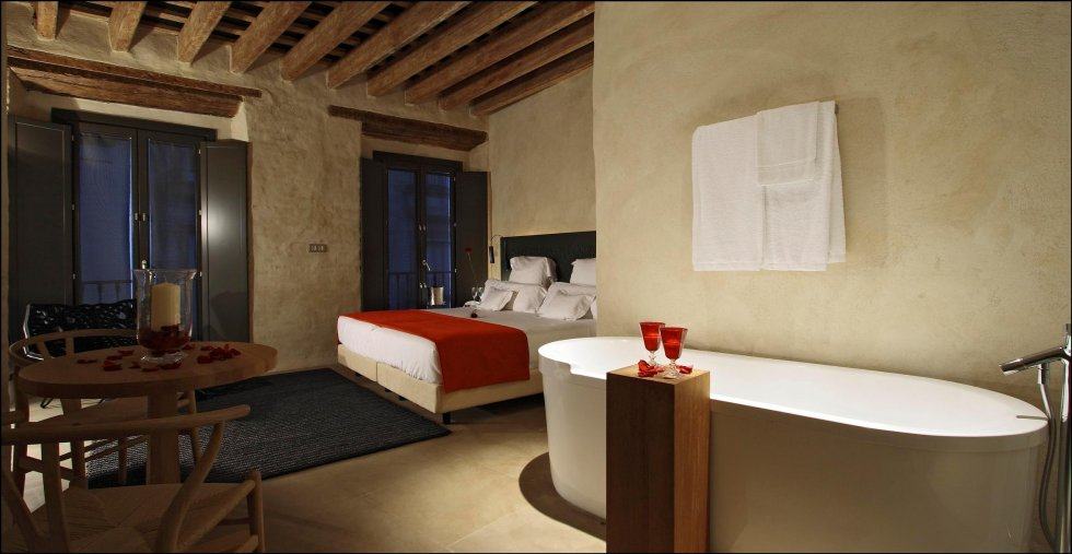西班牙塞维利亚 Eme Fusion Hotel_eme-catedral-hotel-habitacion-dx2.jpg