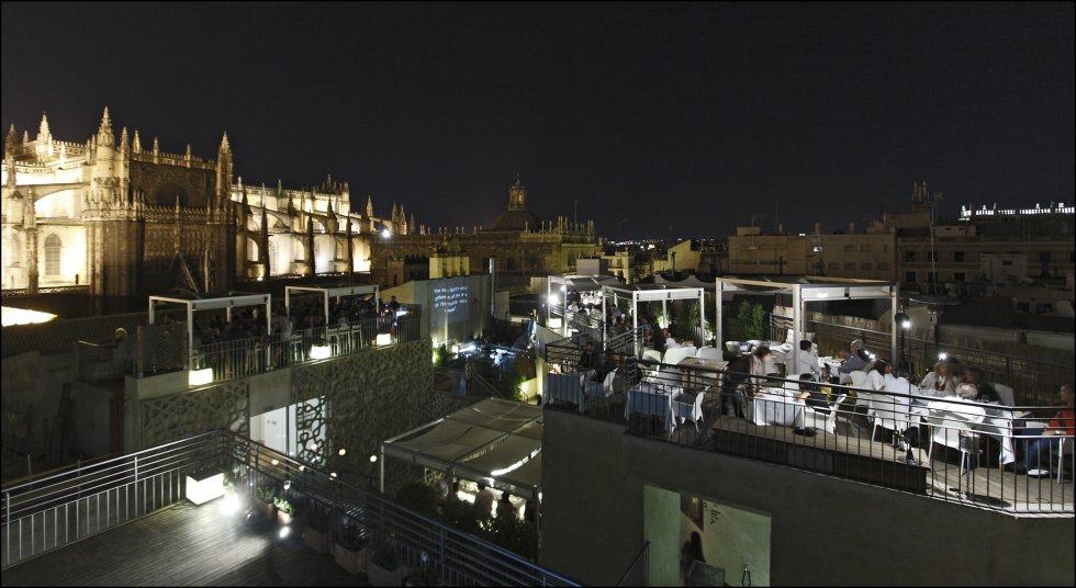 西班牙塞维利亚 Eme Fusion Hotel_terraza-hotel-eme-catedral-4.jpg
