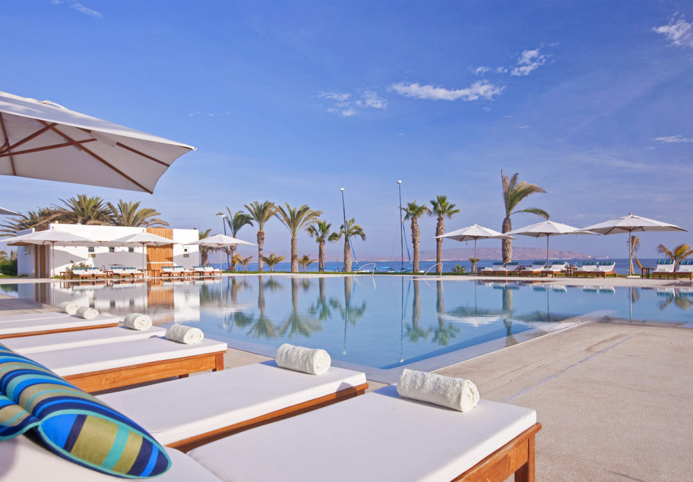 24)Hotel Paracas, Paracas—Swimming pool 拍攝者 Luxury Collection Hotels and Res.jpg