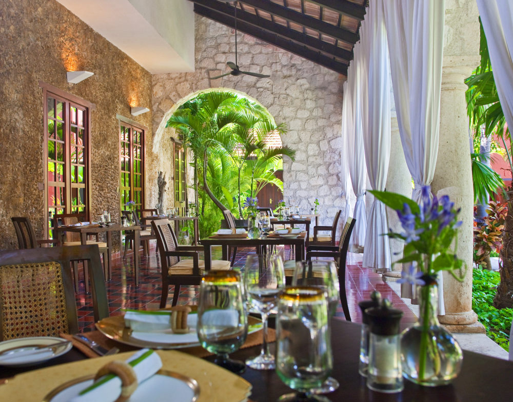 墨西哥坎佩切Hacienda Puerta Campeche, Mexico_5)Hacienda Puerta Campeche—Restaurant 拍攝者 Luxury Collection Hotels and Resorts.jpg