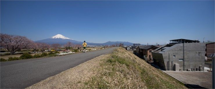 日本静冈县富士住宅 House in Fuji_b_730_8756d919-b8db-446c-8738-6ceb597b2c26.jpg