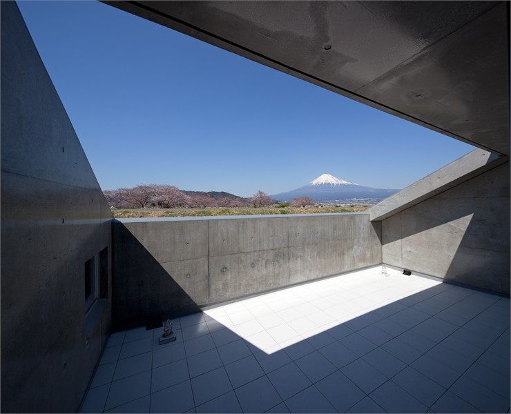 日本静冈县富士住宅 House in Fuji_b_730_1638924c-27de-4361-bc49-f1c01e2e4c5a.jpg