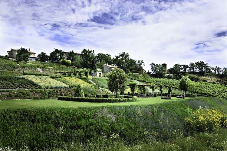 意大利卡萨利迪Monticchio酒店_Casali Di Monticchio, Umbria, Italy1.jpg