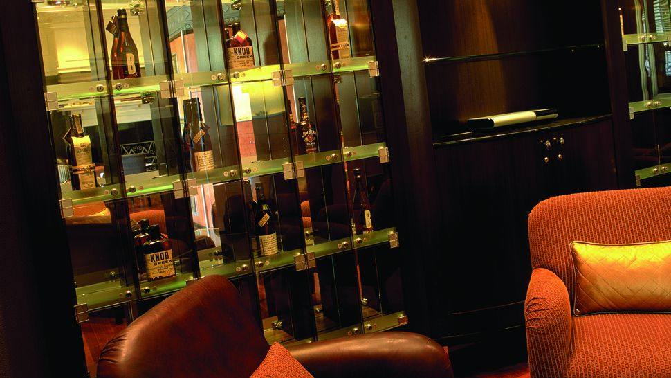澳洲坎培拉 HYATT HOTEL CANBERRA - A PARK HYATT_002974-03-wine-lounge.jpg