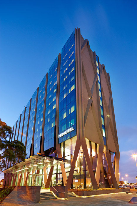 新西兰奥克兰机场诺富特酒店 Novotel Hotel Auckland International Airport_Hotel Exterior 1.jpg