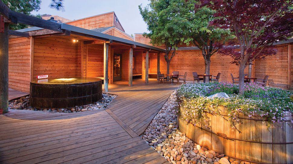 美国加州大苏尔塔纳酒店 Ventana Inn & Spa_000439-12-Ventana_Exterior.jpg