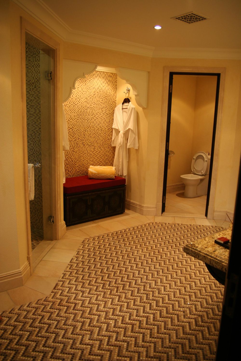 迪拜卓美亚 Dar Al Masyaf 酒店--2012.04.26更新自拍_IMG_0396.JPG