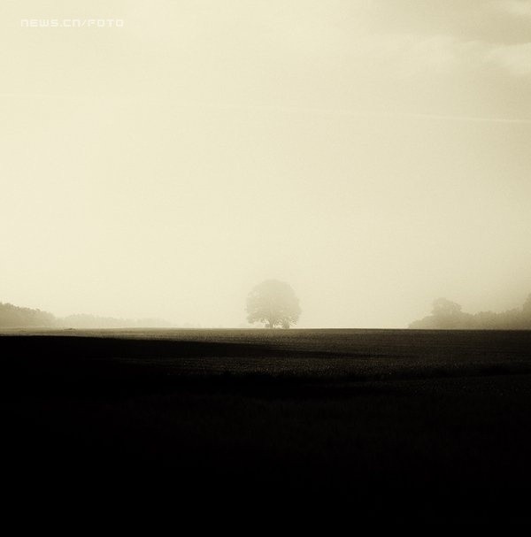 德国摄影师Matthias Heiderich：黑白灰的荒芜_006.jpg