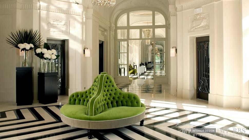 004281-02-lobby-reception-green-chair.jpg