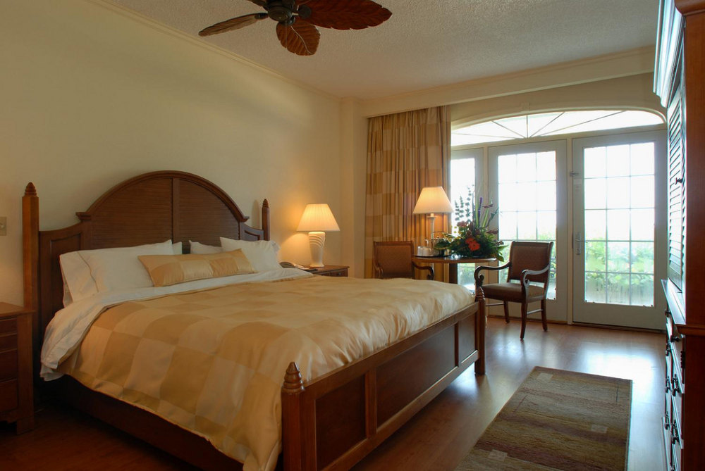 开曼岛威斯汀度假村及水疗中心The Westin Casuarina Resort & Spa_4)The Westin Casuarina Resort &amp_ Spa, Grand Cayman—Deluxe Room 拍攝者.jpg