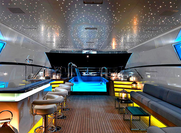 豪华游艇 Numptia_bar-numptia-luxury-yacht.jpg